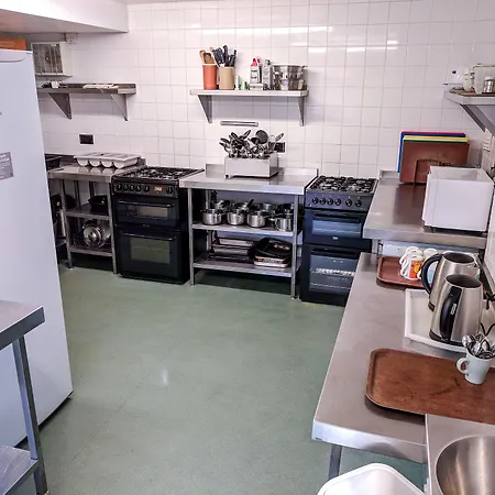 Отель Yha - Хелмсли